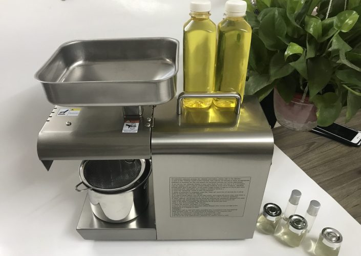 So sánh máy ép dầu thực vật gia đình Lalifa 9 và Lalifa 8?