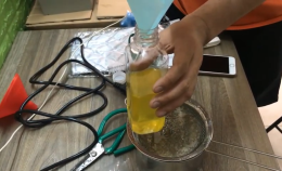 Cách ép dầu lạc tại nhà cực đơn giản với máy ép dầu gia đình công nghệ Đức